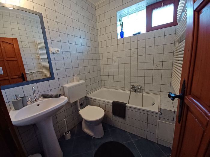 Medencés 1-es számú apartman – 2. fénykép